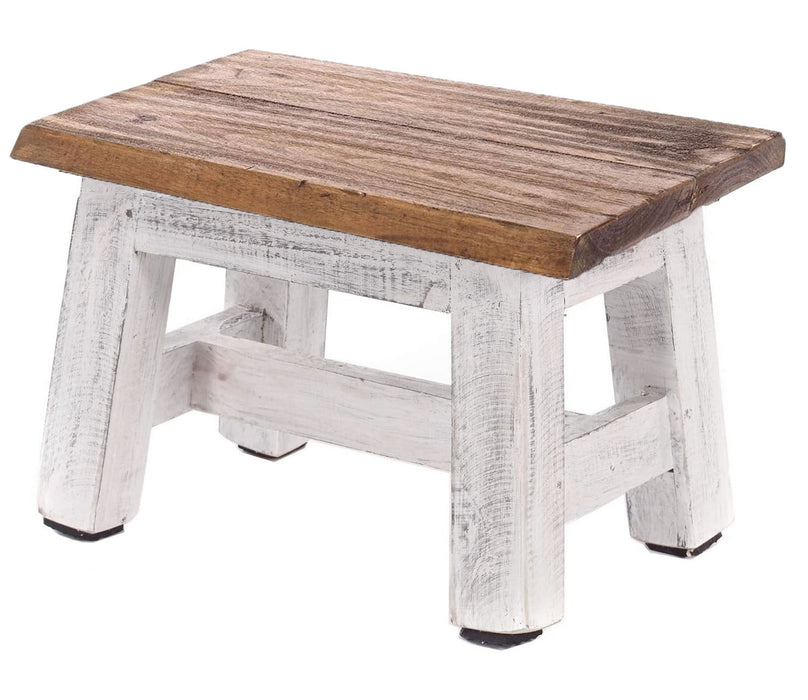 KI-generiertes Bild Vintage Holz Fußhocker Braun Weiß 30cm Tritthocker Schemel Fußbank Bänkchen