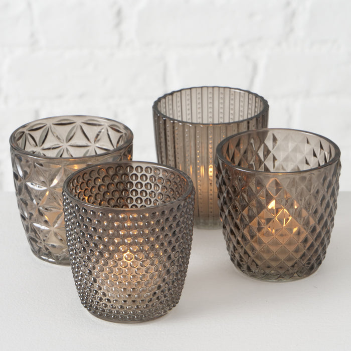 KI-generiertes Bild,4´er Set Glas Teelichthalter Retro Grau 7cm Teelichtglas Windlicht-Halter