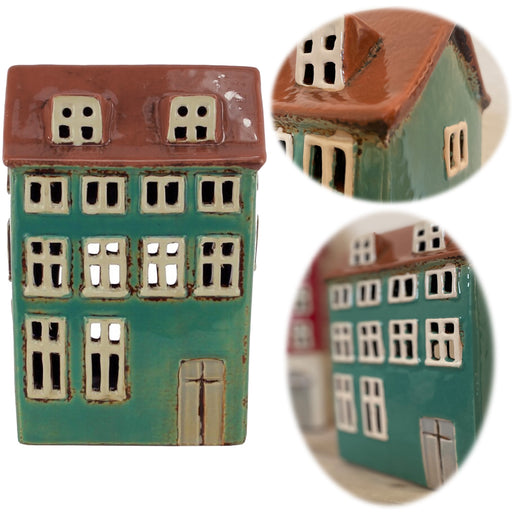 KI-generiertes Bild Teelichthaus Lichterhaus Aarhus 17cm Keramik Fachwerkhaus Teelichthalter