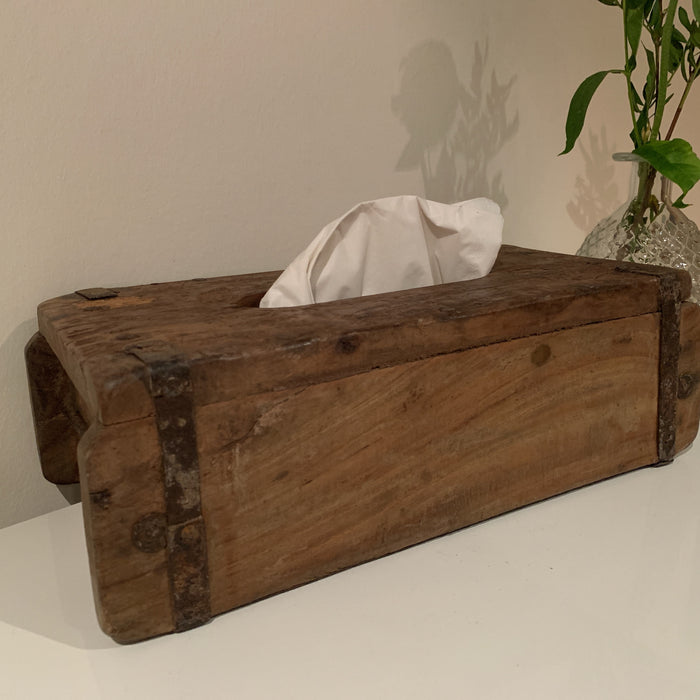 KI-generiertes Bild,B-Ware Tissue-Box Holz 31cm Braun Ziegelform Kosmetiktuch-Spender Taschentuch