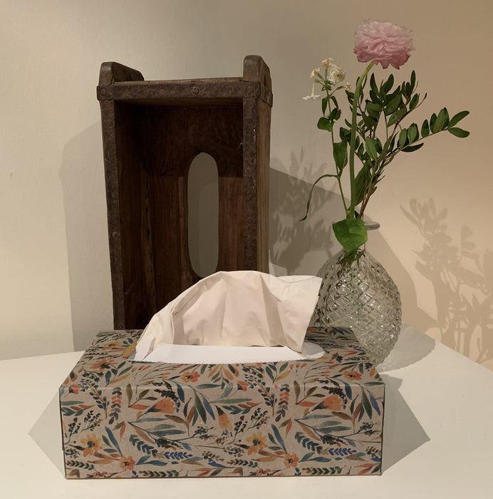 KI-generiertes Bild,B-Ware Tissue-Box Holz 31cm Braun Ziegelform Kosmetiktuch-Spender Taschentuch