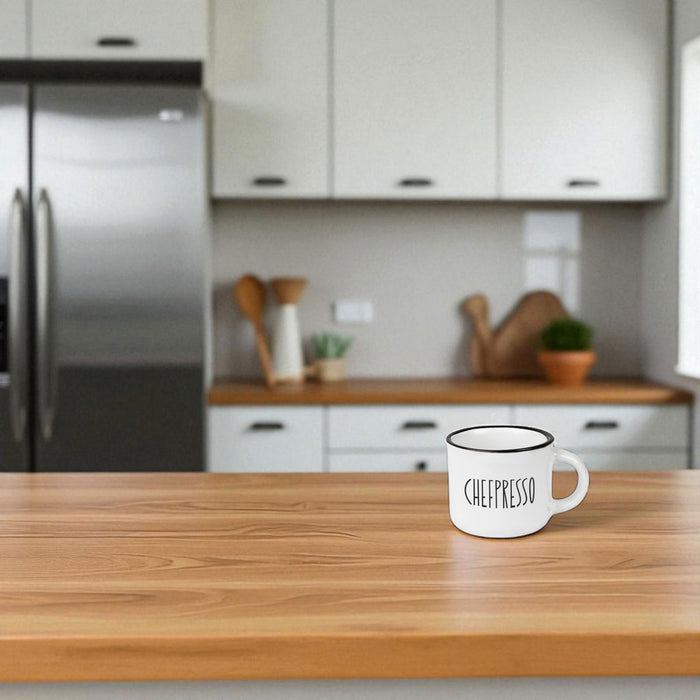 KI-generiertes Bild,Vintage Espresso-Tasse 95ml Keramik "Chefpresso" Weiß Emaille-Look mit Spruch