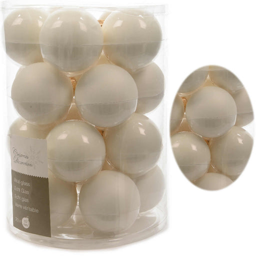 KI-generiertes Bild 18-20 Design Glas Weihnachtskugeln 6cm Woll-Weiß Christbaum Dekokugel
