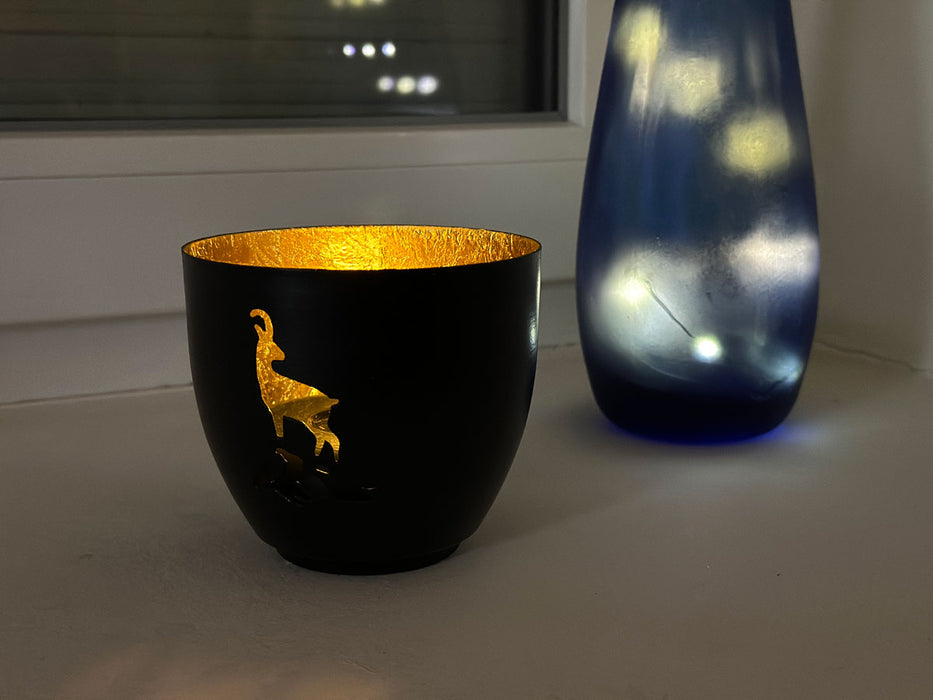 KI-generiertes Bild,XL Metall Teelichthalter Steinbock 9cm Schwarz Gold Votiv Kerzenhalter Windlicht