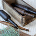 KI-generiertes Bild,Holz Ziegelform 32x16x10cm Unika Braun alte Backsteinform Cutlery Deko