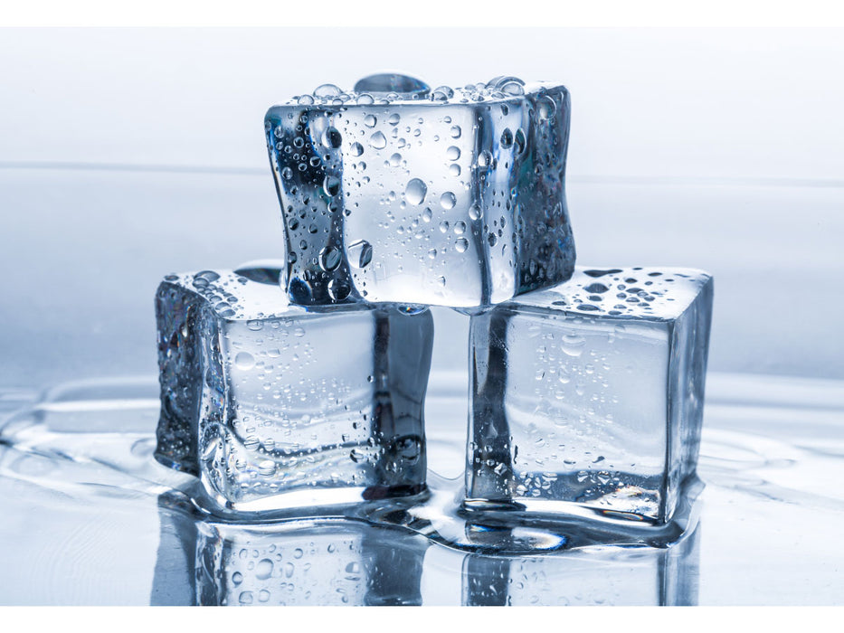 KI-generiertes Bild,2x XXL Silikon Eiswürfelformer 5cm große Würfel Eiswürfelform Eiswürfelbereiter